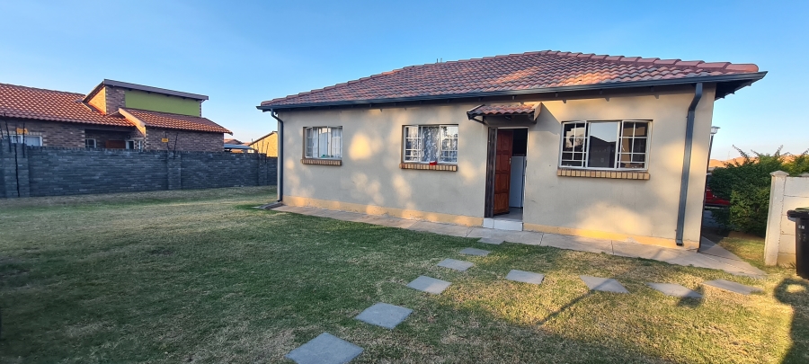 3 Bedroom Property for Sale in Waterval East North West